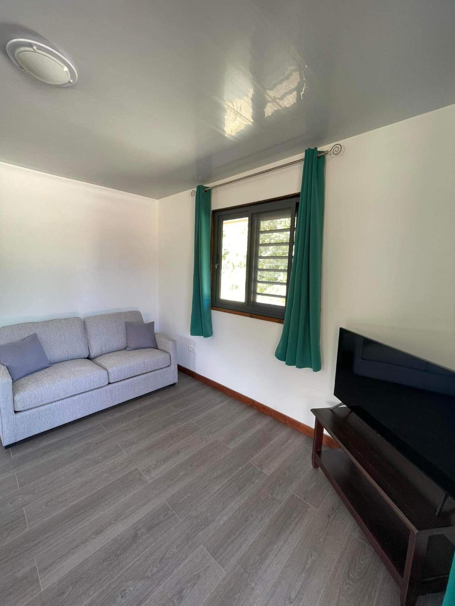 Parea Lodge Huahine Bungalow F2 #Miti Екстериор снимка